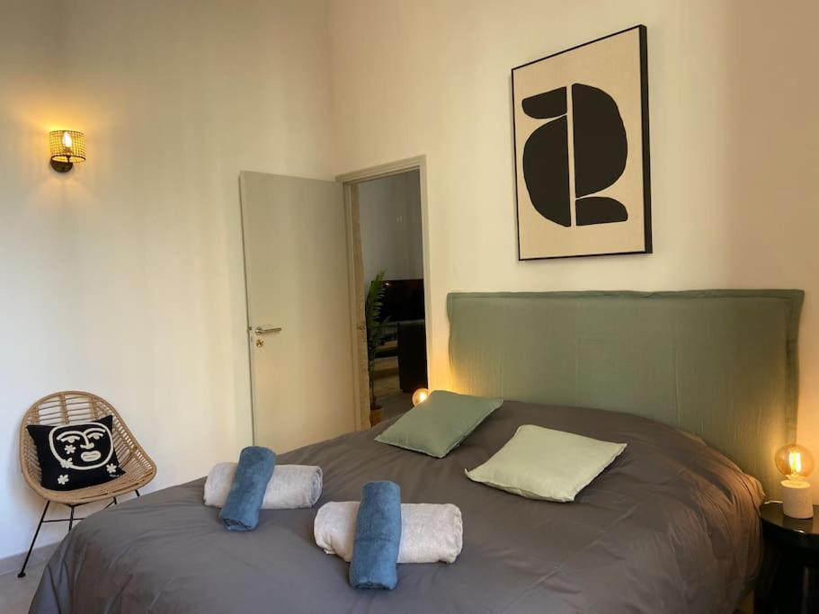 Appartement Avec Ventilateurs Proche Du Palais Des Papes Avignone Esterno foto