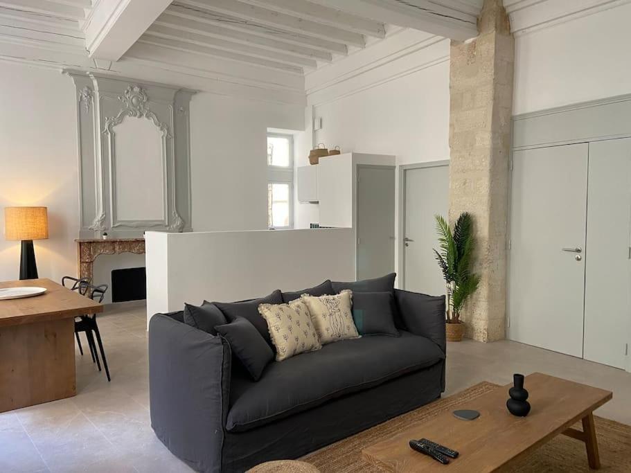 Appartement Avec Ventilateurs Proche Du Palais Des Papes Avignone Esterno foto
