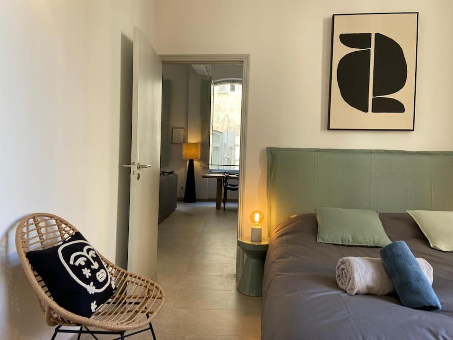 Appartement Avec Ventilateurs Proche Du Palais Des Papes Avignone Esterno foto
