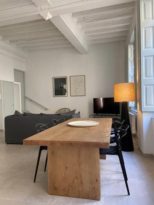 Appartement Avec Ventilateurs Proche Du Palais Des Papes Avignone Esterno foto