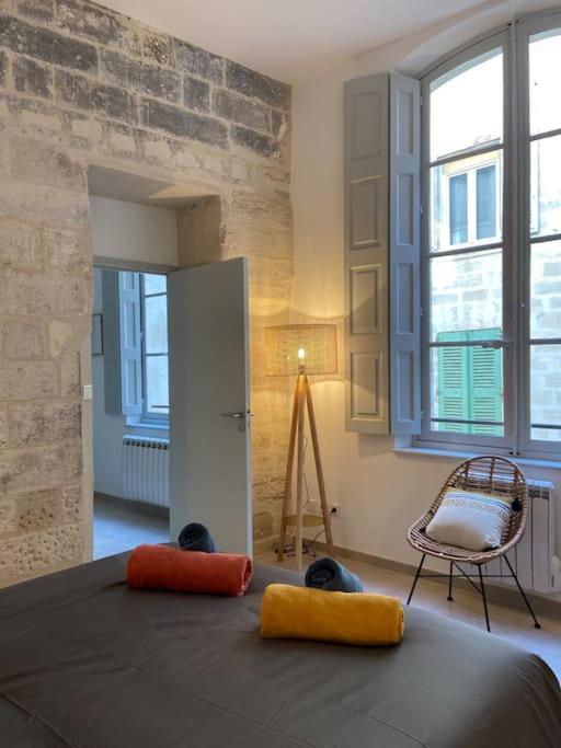 Appartement Avec Ventilateurs Proche Du Palais Des Papes Avignone Esterno foto